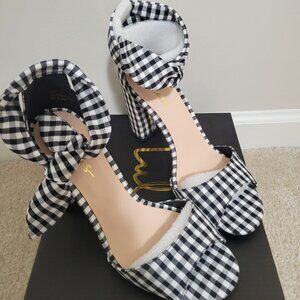 Lulu's Black and White Gingham Ankle Strap Heels, New With Box, Size 7.5